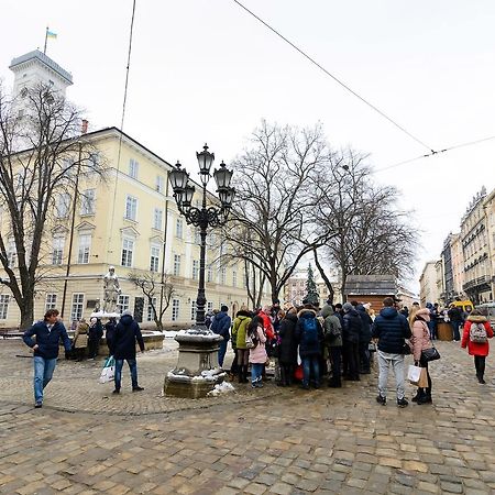 Vip Апартаменти Ван Гог На Площі Ринок Lviv Eksteriør billede